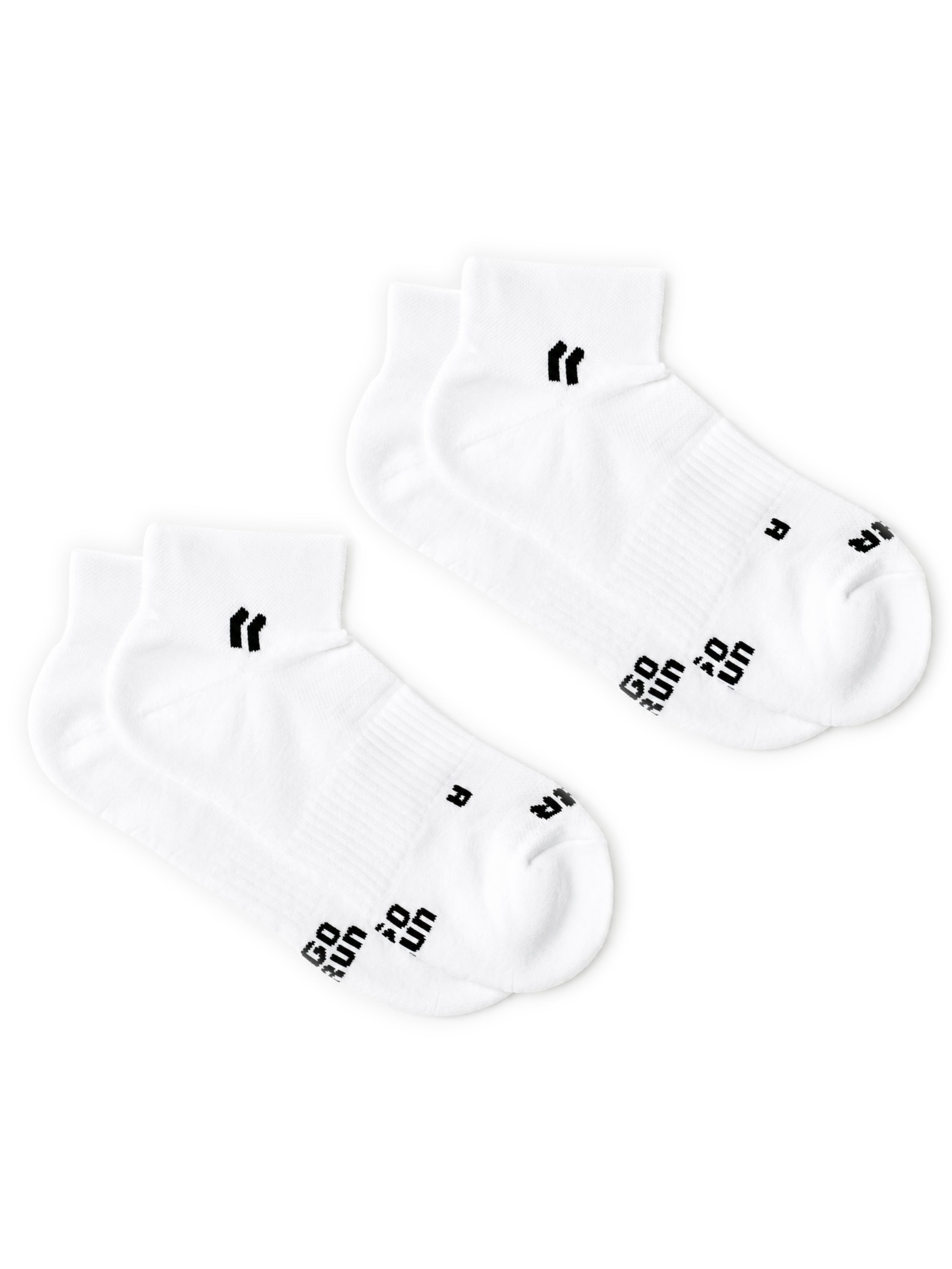 Stride running ankle socks in the colour white.
